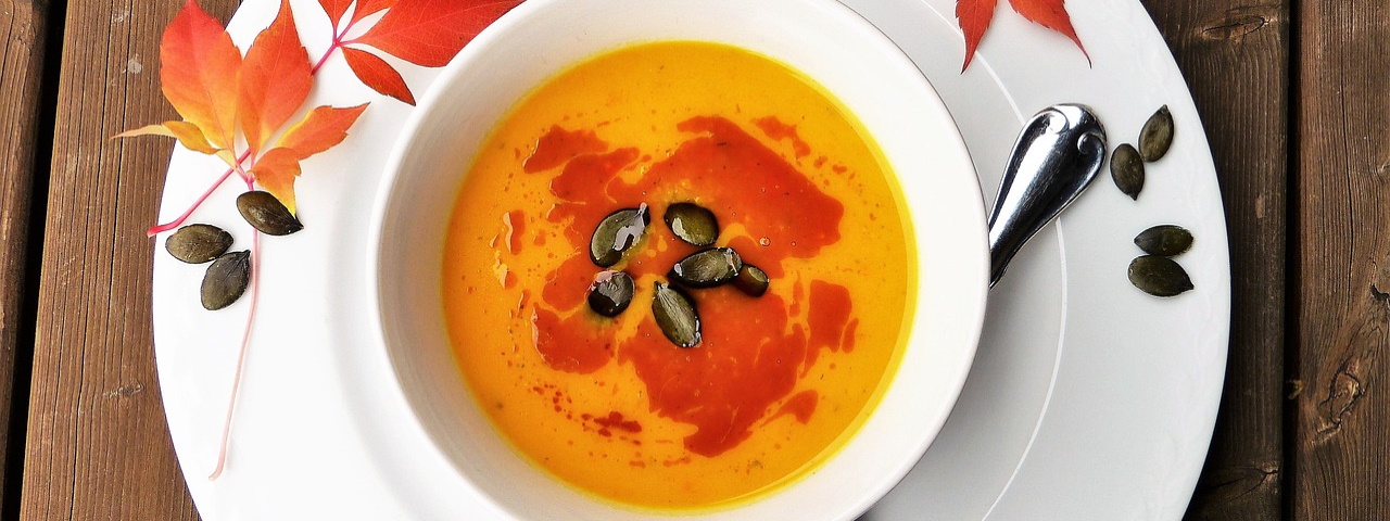 Herbstlich klassische Kürbissuppe – vitalogue